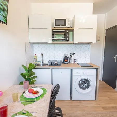 Appartement L'exotique - Parking I Netflix I Gare I Wifi Très Débit - Calme&cosy