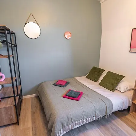 Appartement L'exotique - Parking I Netflix I Gare I Wifi Très Débit - Calme&cosy *